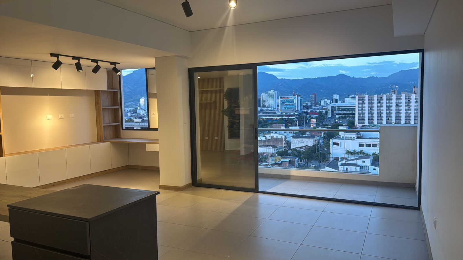 Apartamento en venta Risaralda Pereira Pinares De San Martin 92 m2 Habitaciones 2 Baños 3 Garajes 1 Precio $600000000