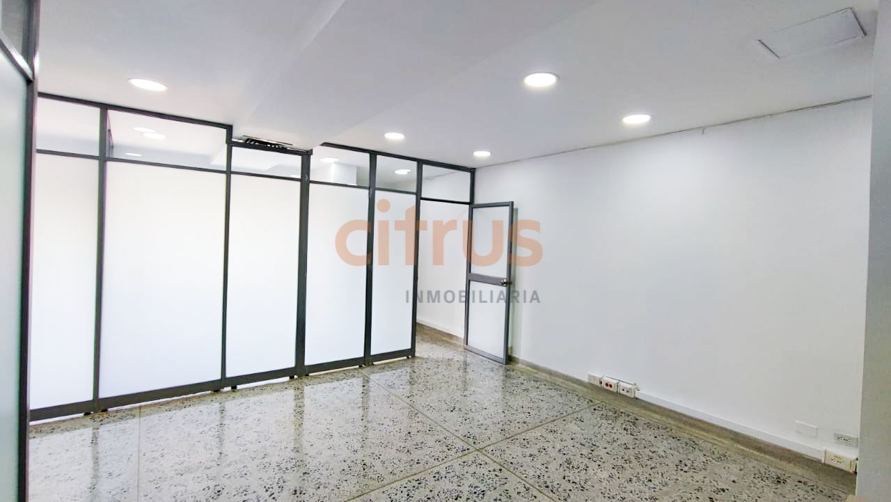 Oficina en arriendo Antioquia Medellín Santa Maria De Los Angeles 51 m2 Habitaciones 0 Baños 1 Garajes 1 Precio $4400000