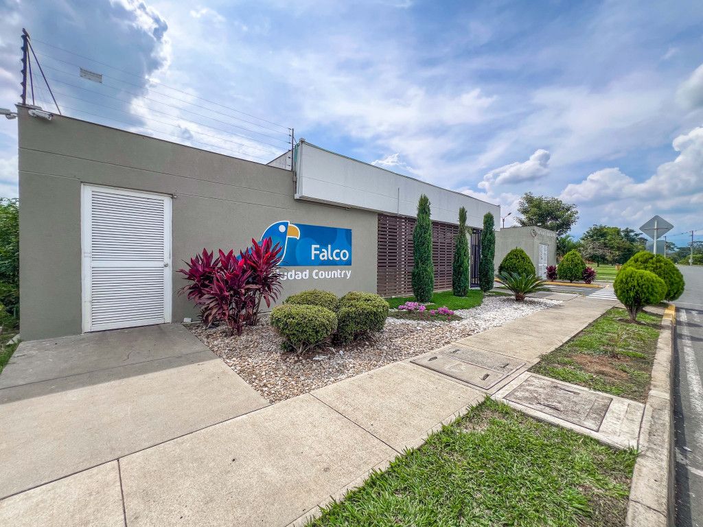 Casa en venta Valle Del Cauca Jamundí Cr Alondra 204 m2 Habitaciones 3 Baños 4 Garajes 2 Precio $560000000