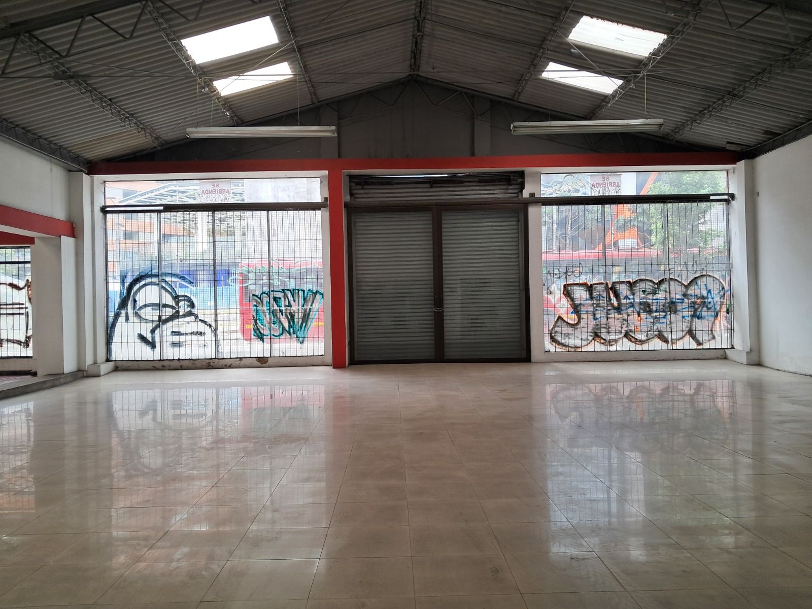 Local en arriendo Cundinamarca Bogotá Armenia 495 m2 Habitaciones 0 Baños 0 Garajes 0 Precio $20000000