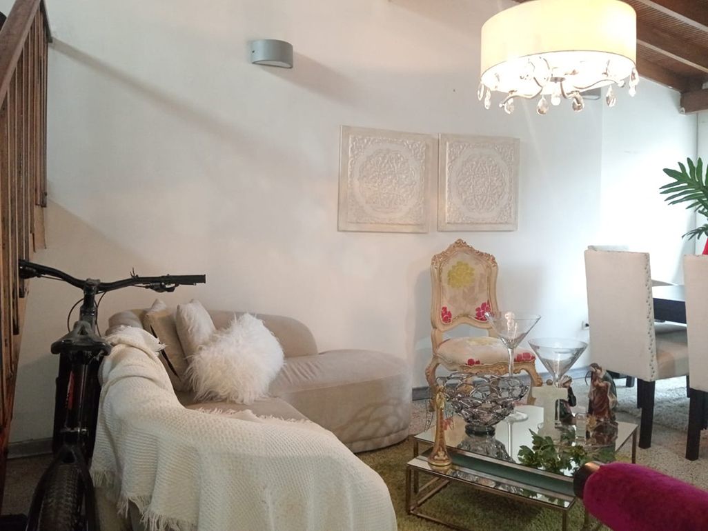 Casa en venta Antioquia Medellín La Castellana 124 m2 Habitaciones 2 Baños 2 Garajes 1 Precio $665000000
