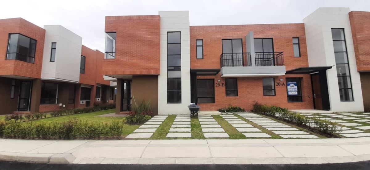 Casa en venta Cundinamarca Cajicá Cajica 114 m2 Habitaciones 3 Baños 4 Garajes 2 Precio $944820000