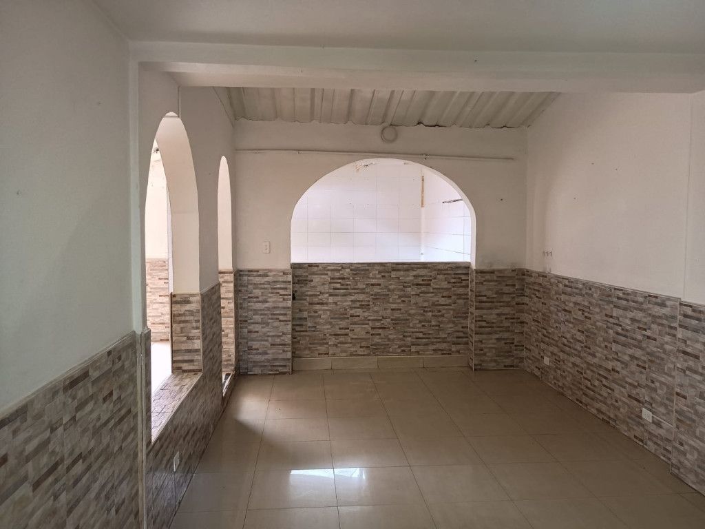 Local en arriendo Cundinamarca Bogotá Prado Veraniego Norte 220 m2 Habitaciones 0 Baños 3 Garajes 0 Precio $7500000