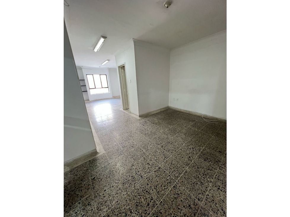Oficina en arriendo Santander Bucaramanga Cabecera Del Llano 30 m2 Habitaciones 0 Baños 1 Garajes 0 Precio $1450000