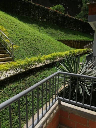 Apartamento en arriendo Antioquia Sabaneta Vereda La Doctora 57 m2 Habitaciones 3 Baños 2 Garajes 1 Precio $1800000