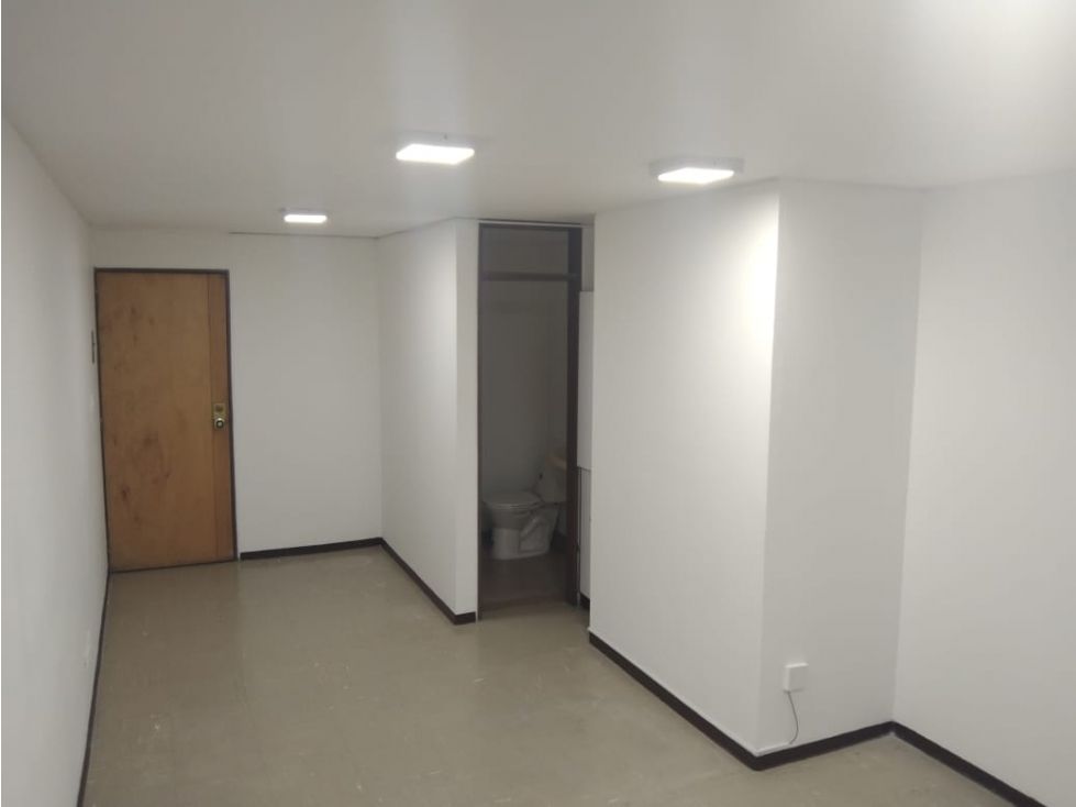 Oficina en arriendo Caldas Manizales El Centro 22 m2 Habitaciones 0 Baños 1 Garajes 0 Precio $690000