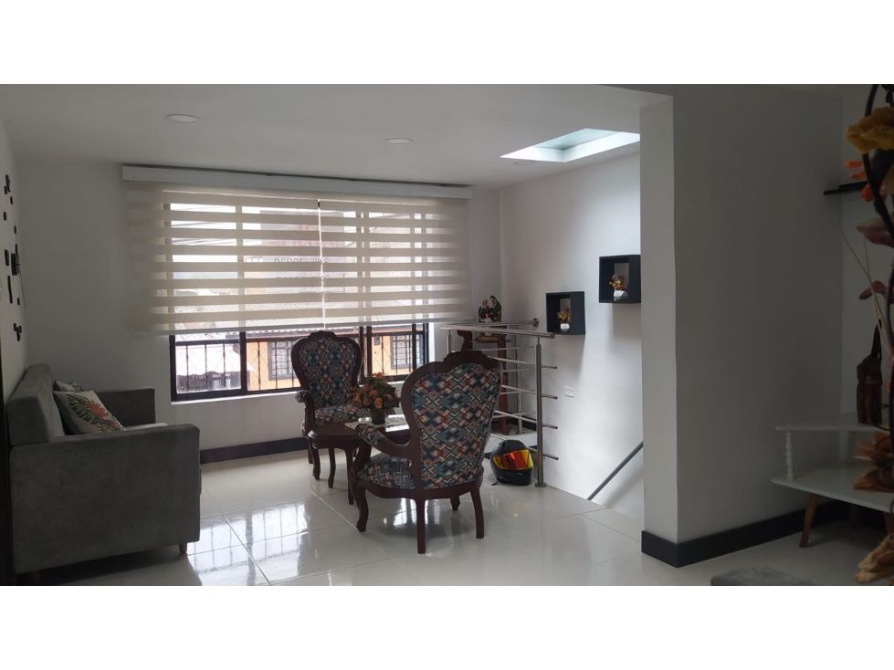 Casa en venta Caldas Manizales Aranjuez 240 m2 Habitaciones 8 Baños 3 Garajes 0 Precio $440000000