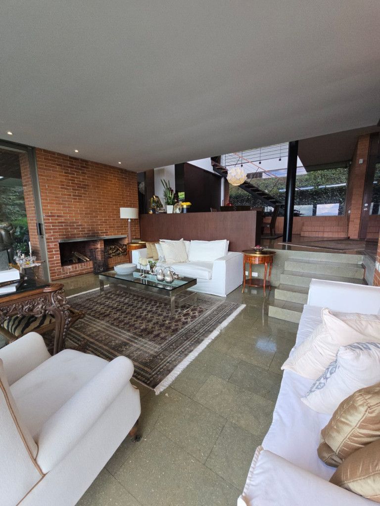 Casa Campestre en venta Antioquia Medellín Medellín 367 m2 Habitaciones 5 Baños 5 Garajes 2 Precio $3000000000