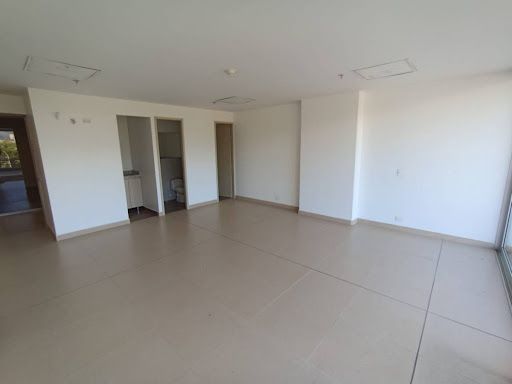 Oficina en arriendo Antioquia Medellín Castropol 51 m2 Habitaciones 0 Baños 1 Garajes 1 Precio $1700000