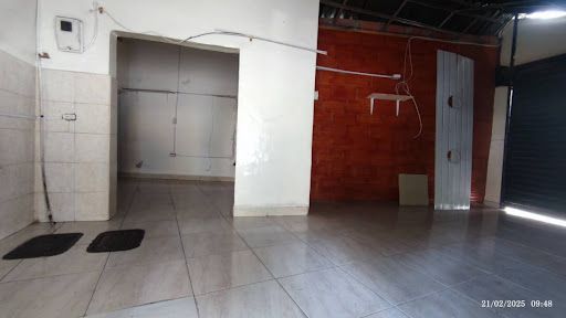 Local en arriendo Antioquia Medellín Doce De Octubre No1 35 m2 Habitaciones 0 Baños 1 Garajes 0 Precio $800000