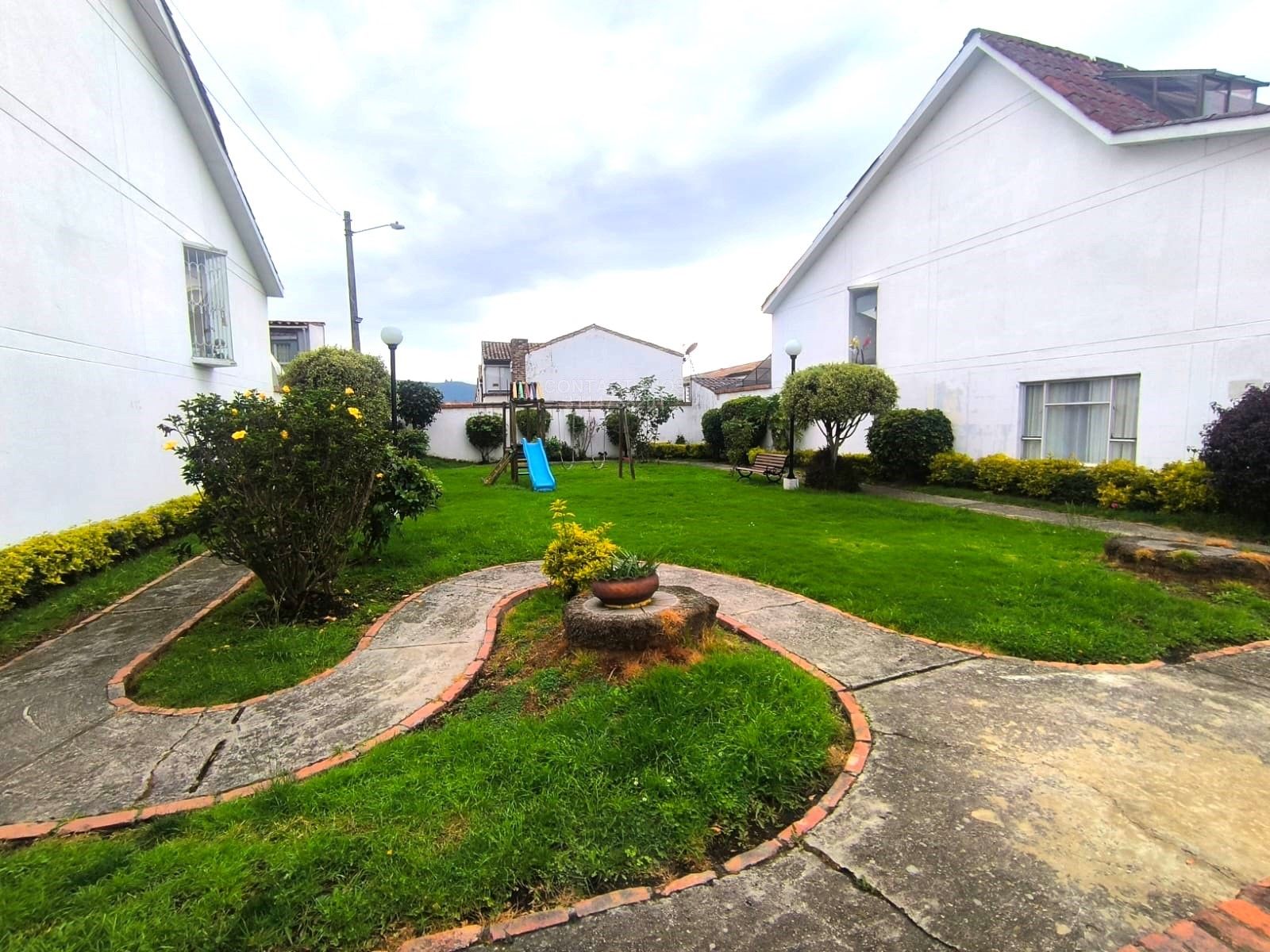 Casa en venta Cundinamarca Chía Altos De Hycata 138 m2 Habitaciones 3 Baños 3 Garajes 2 Precio $420000000