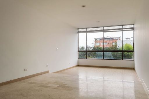 Apartamento en arriendo Cundinamarca Bogotá Los Rosales 86 m2 Habitaciones 2 Baños 2 Garajes 1 Precio $3479000