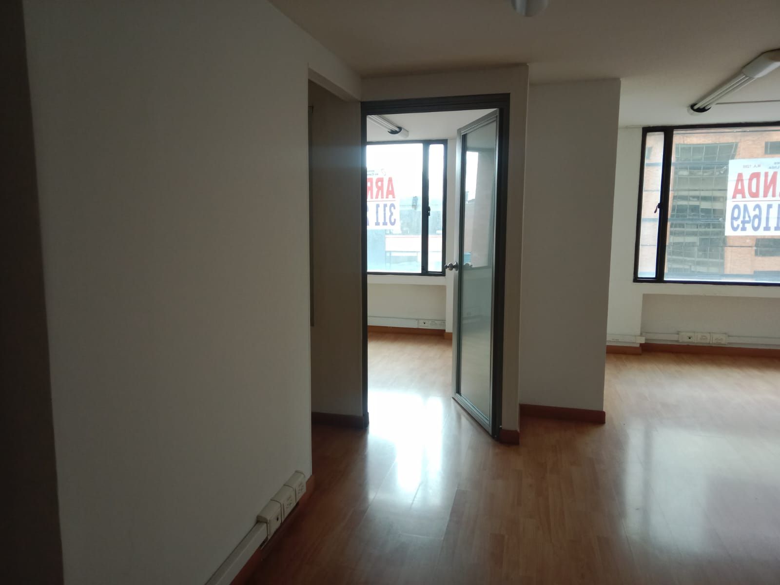 Oficina en arriendo Cundinamarca Bogotá La Porciuncula 60 m2 Habitaciones 0 Baños 2 Garajes 1 Precio $2750000