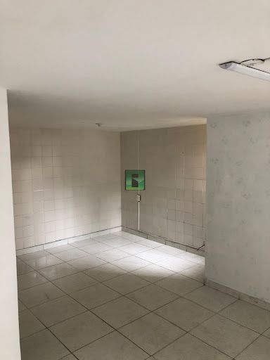 Local en arriendo Antioquia Medellín El Salado 18 m2 Habitaciones 0 Baños 1 Garajes 0 Precio $900000