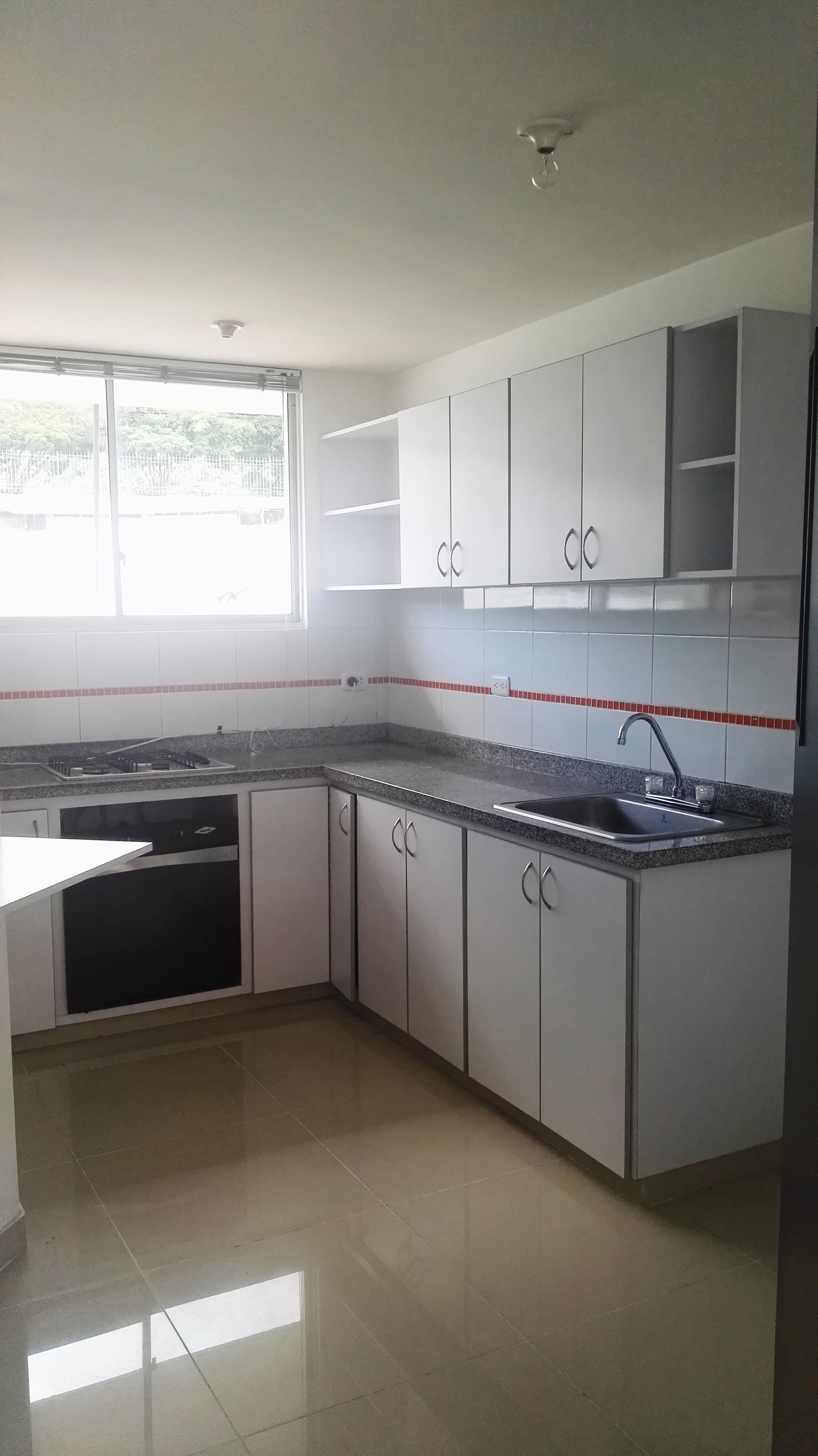 Casa en arriendo Risaralda Pereira El Plumon Alto 156 m2 Habitaciones 3 Baños 3 Garajes 1 Precio $2850000