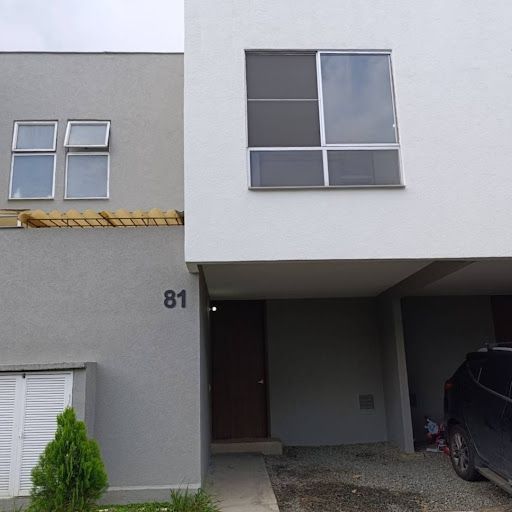 Casa en arriendo Valle Del Cauca Jamundí Cr Jacamar 117 m2 Habitaciones 3 Baños 3 Garajes 1 Precio $1500000