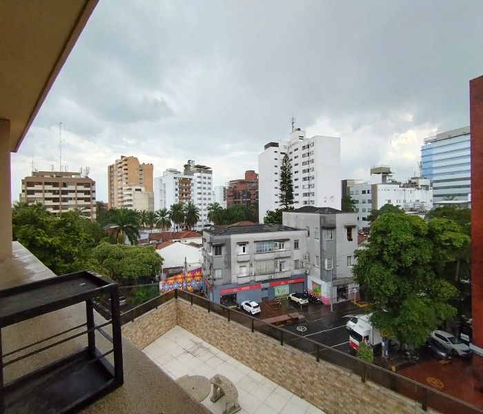 Apartaestudio en venta Valle Del Cauca Cali Granada 34 m2 Habitaciones 1 Baños 1 Garajes 0 Precio $185000000