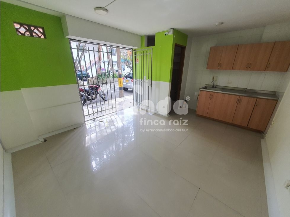 Local en arriendo Antioquia Envigado La Magnolia 18 m2 Habitaciones 0 Baños 1 Garajes 0 Precio $1600000