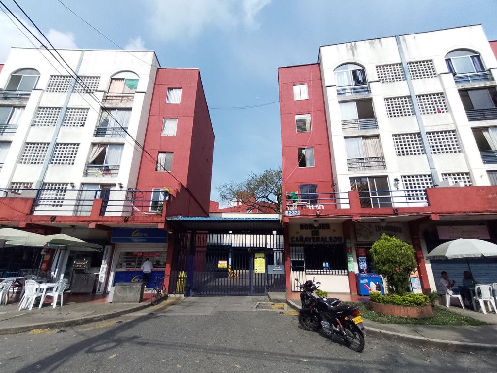 Apartamento en arriendo Valle Del Cauca Cali Belisario Caicedo 86 m2 Habitaciones 3 Baños 3 Garajes 1 Precio $1500000