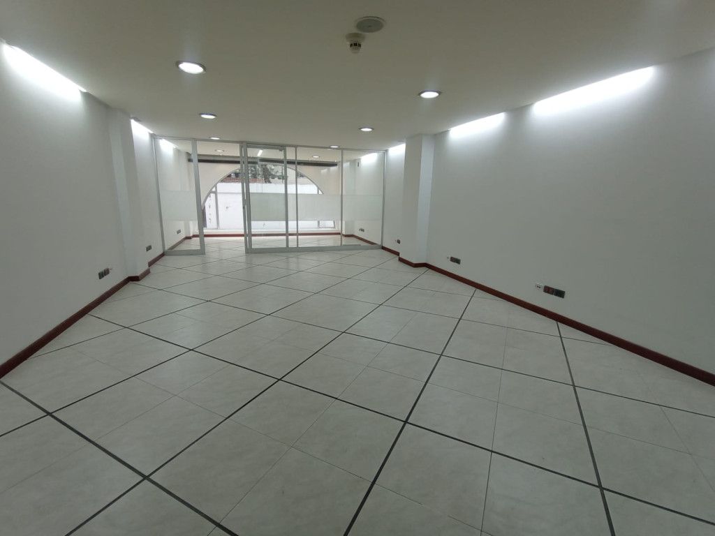 Oficina en arriendo Cundinamarca Bogotá La Cabrera 80 m2 Habitaciones 0 Baños 2 Garajes 2 Precio $4111100