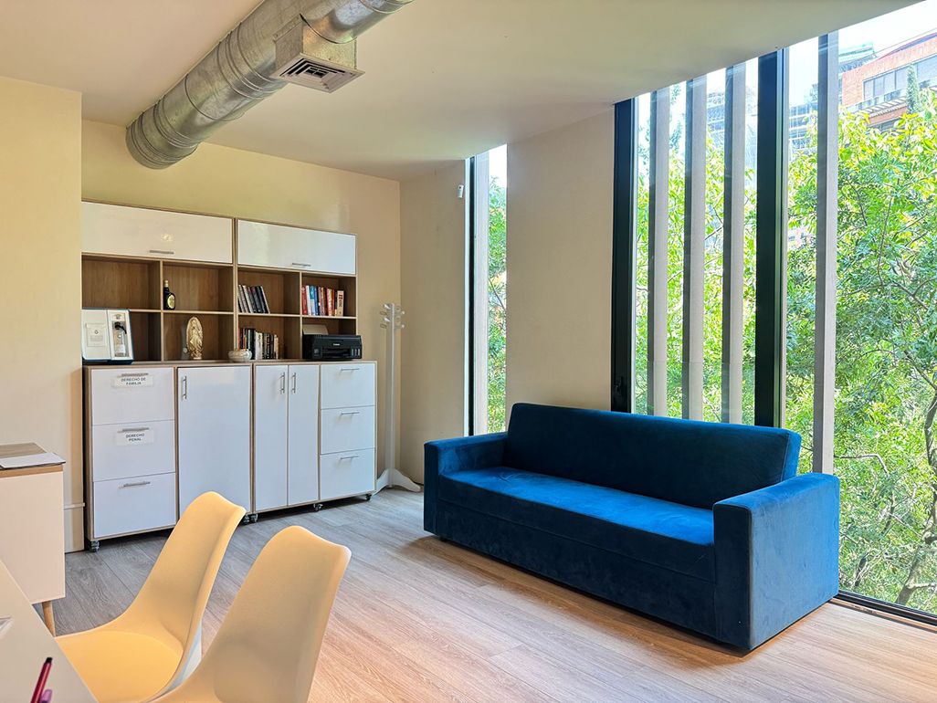 Oficina en arriendo Antioquia Medellín Alto De Misael 70 m2 Habitaciones 0 Baños 1 Garajes 2 Precio $7200000