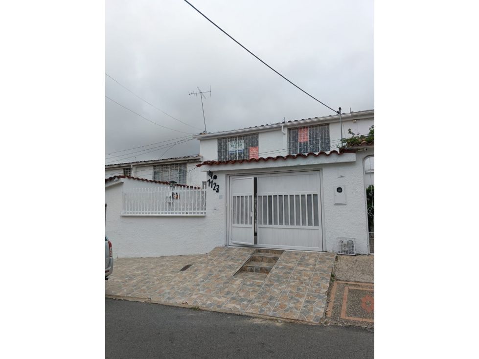 Casa en venta Santander Bucaramanga Los Pinos 350 m2 Habitaciones 5 Baños 5 Garajes 0 Precio $870000000