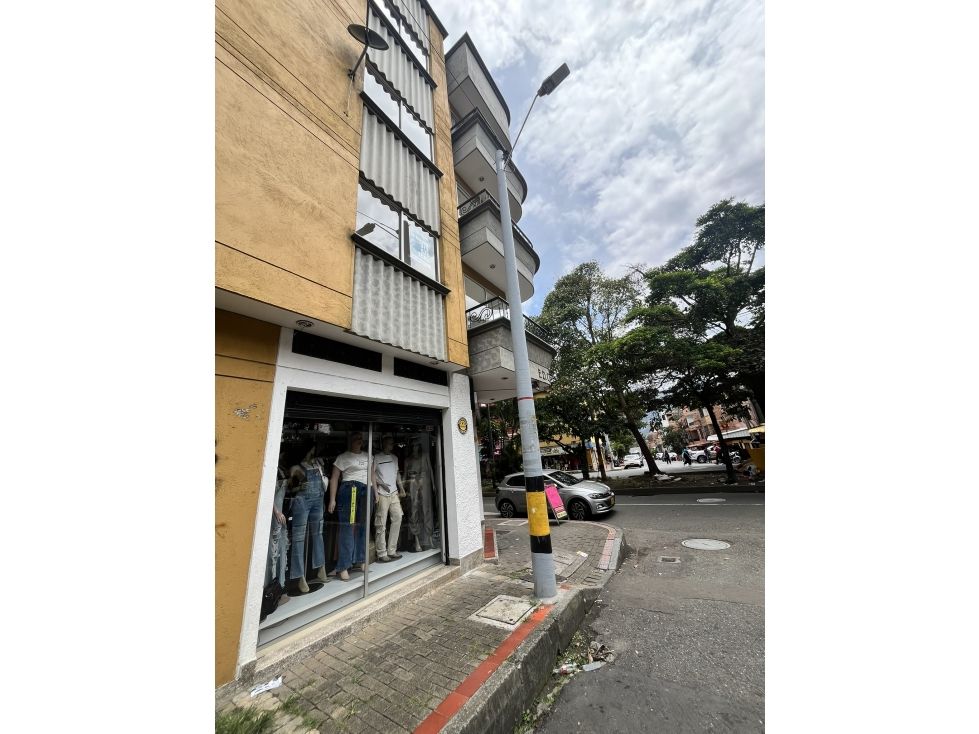 Apartamento en arriendo Antioquia Medellín San Bernardo 65 m2 Habitaciones 3 Baños 2 Garajes 0 Precio $1900000