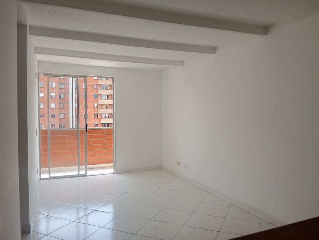 Apartamento en arriendo Antioquia Medellín Los Colores 53 m2 Habitaciones 3 Baños 2 Garajes 1 Precio $2500000