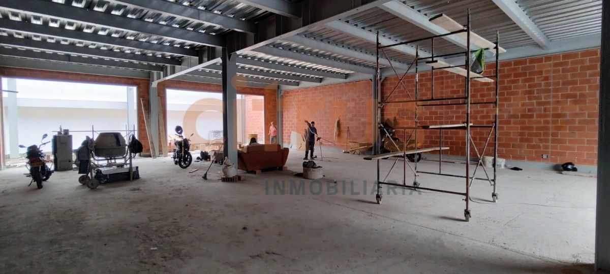 Local en arriendo Antioquia Medellín La America 320 m2 Habitaciones 0 Baños 2 Garajes 0 Precio $20000000