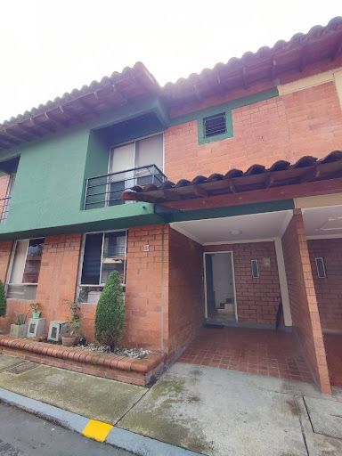 Casa en venta Risaralda Dosquebradas Zona Industrial La Rosa 115 m2 Habitaciones 4 Baños 3 Garajes 1 Precio $390000000