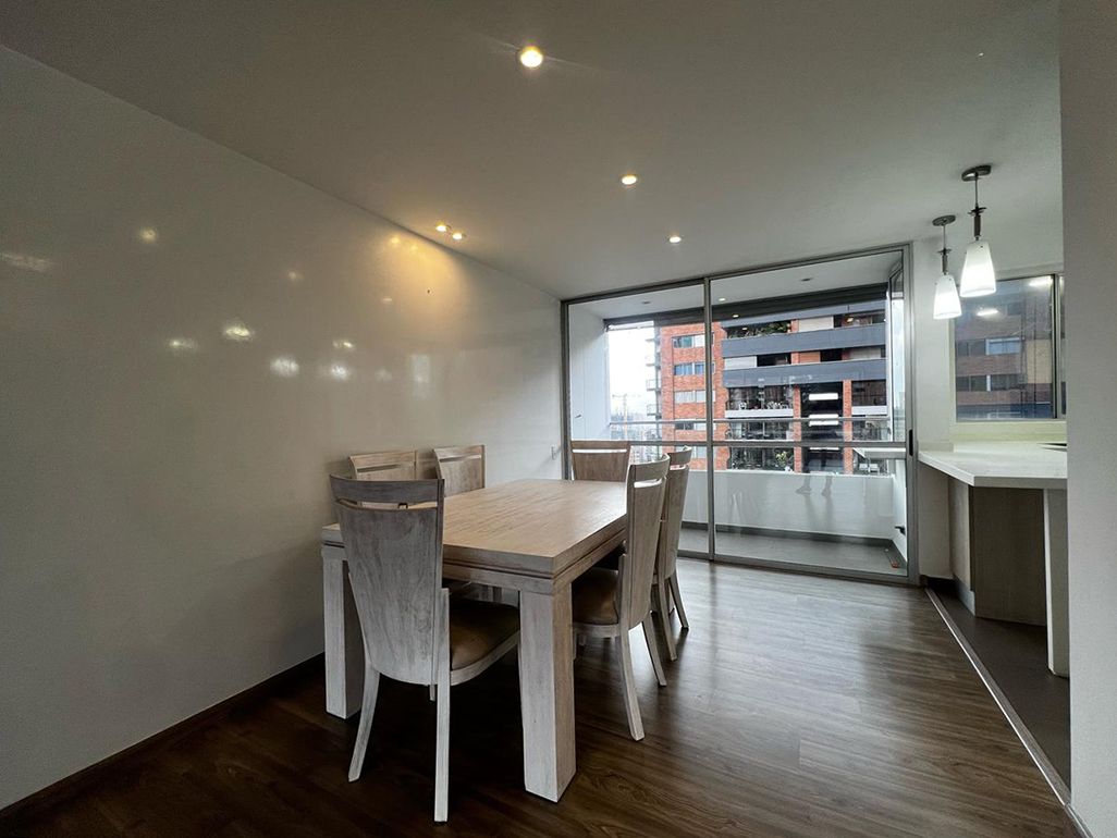 Apartamento en arriendo o venta Antioquia Envigado Zúñiga 134 m2 Habitaciones 3 Baños 4 Garajes 2 Precio venta $970000000 Precio arriendo $7350000