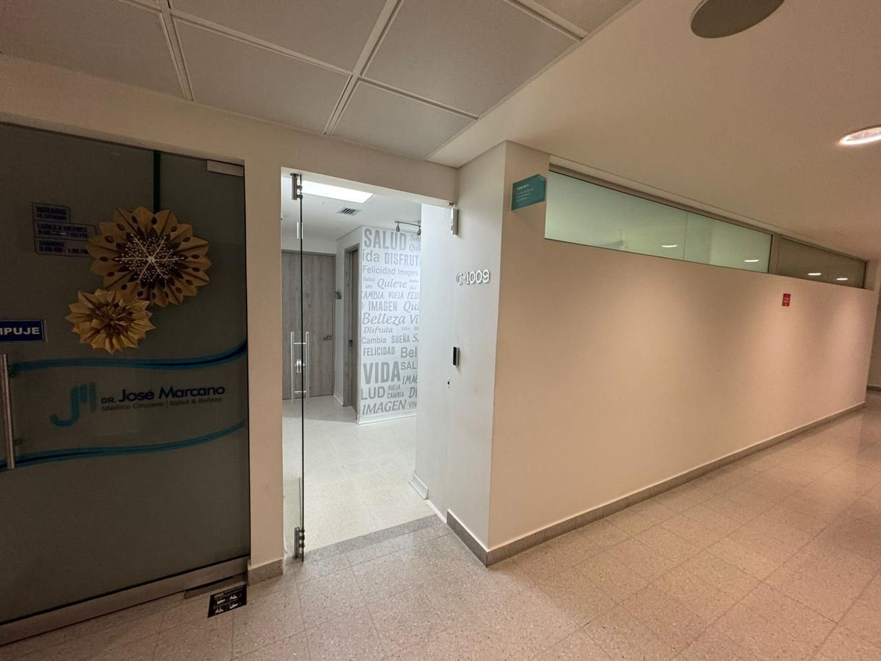 Consultorio en arriendo Antioquia Envigado Las Vegas 33 m2 Habitaciones 0 Baños 1 Garajes 0 Precio $3800000