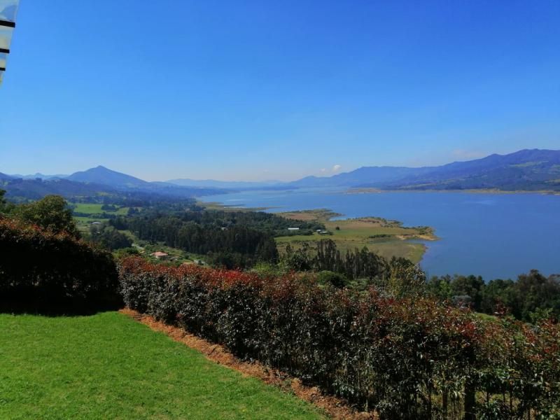 Casa en venta Cundinamarca Sesquilé Sesquile 300 m2 Habitaciones 3 Baños 3 Garajes 4 Precio $1650000000