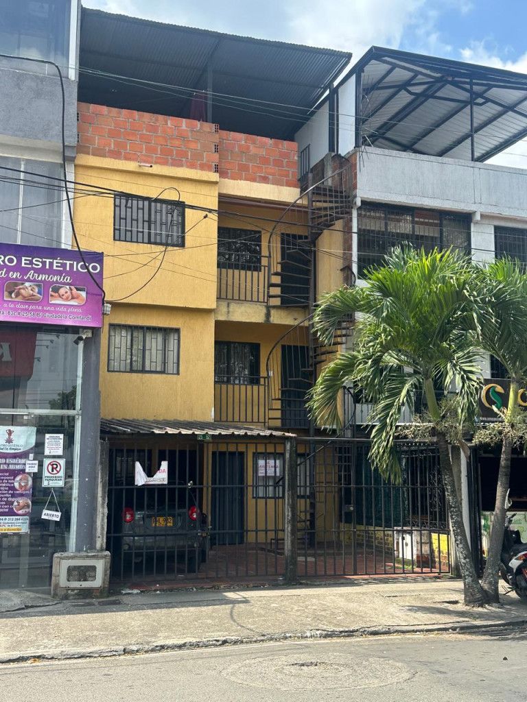 Edificio en venta Valle Del Cauca Cali Ciudadela Comfandi 190 m2 Habitaciones 6 Baños 6 Garajes 0 Precio $598000000