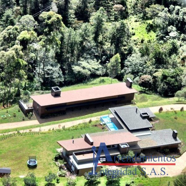 Casa en arriendo Antioquia Rionegro Centro 1000 m2 Habitaciones 4 Baños 3 Garajes 1 Precio $46350000