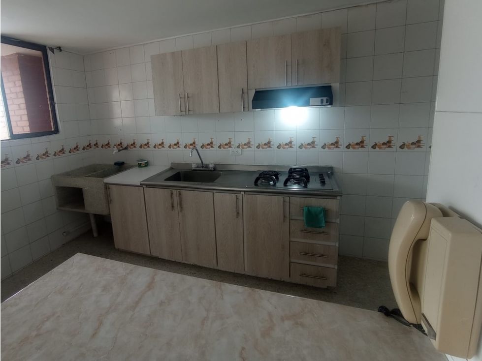 Apartamento en venta Risaralda Pereira Alpes 83 m2 Habitaciones 2 Baños 2 Garajes 1 Precio $370000000