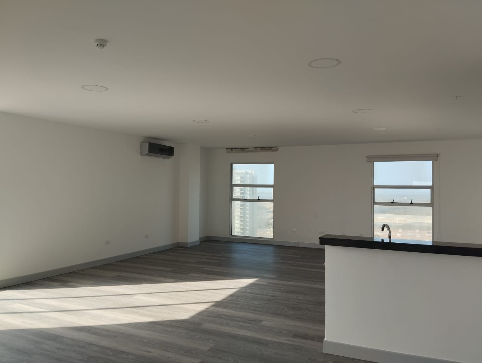 Oficina en arriendo Atlántico Barranquilla Villa Santos 180 m2 Habitaciones 0 Baños 1 Garajes 2 Precio $11700000