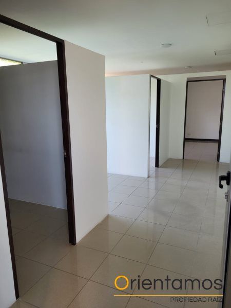 Oficina en arriendo Antioquia Medellín Castropol 50 m2 Habitaciones 0 Baños 1 Garajes 1 Precio $3800000