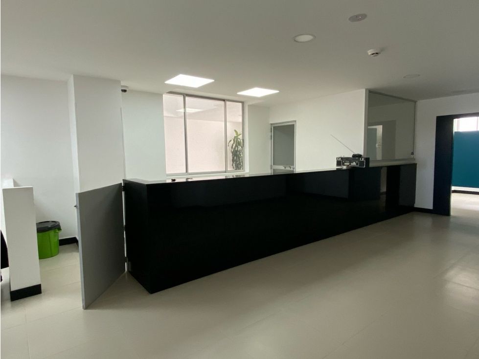 Edificio en arriendo Caldas Manizales Palo Grande 1061 m2 Habitaciones 0 Baños 10 Garajes 1 Precio $50000000