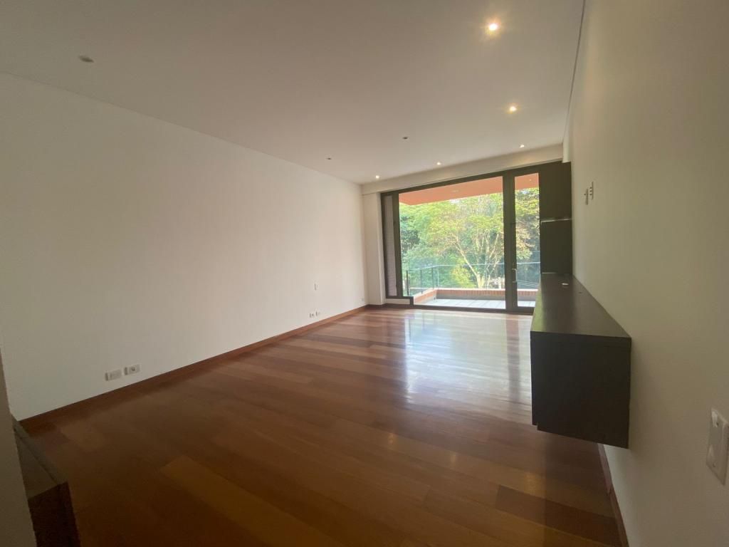 Apartamento en venta Cundinamarca Bogotá Chicó Norte 318 m2 Habitaciones 3 Baños 5 Garajes 4 Precio $4200000000