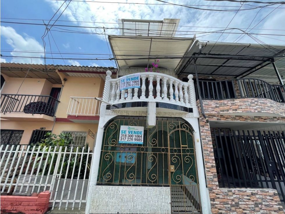 Casa en venta Valle Del Cauca Cali Brisas De Los Álamos 155 m2 Habitaciones 3 Baños 2 Garajes 2 Precio $285000000