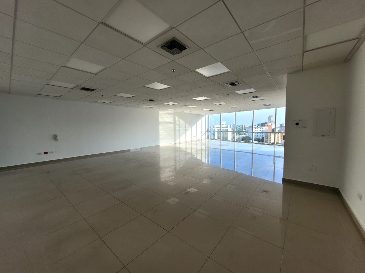 Oficina en venta Atlántico Barranquilla Villa Country 112 m2 Habitaciones 0 Baños 1 Garajes 2 Precio $850000000