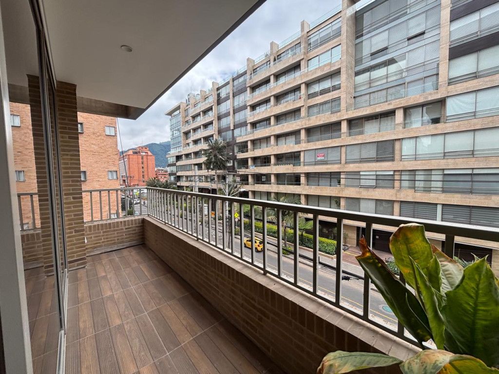 Apartaestudio en venta Cundinamarca Bogotá Chico Norte Et Iii 58 m2 Habitaciones 1 Baños 2 Garajes 1 Precio $789000000