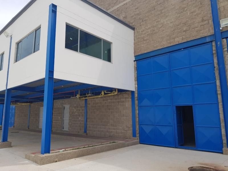 Bodega en arriendo Atlántico Barranquilla Universal 601 m2 Habitaciones 0 Baños 2 Garajes 0 Precio $12686781