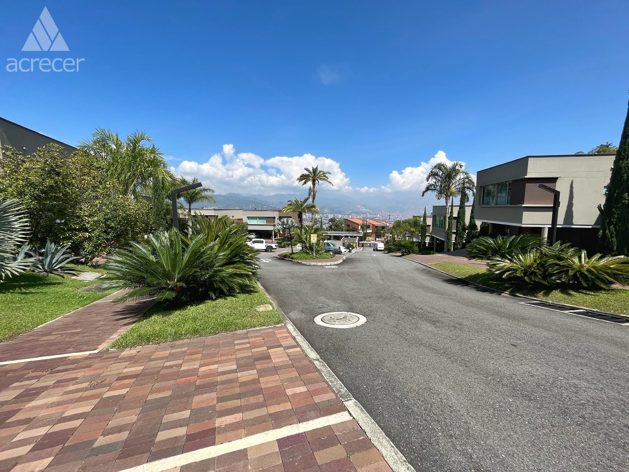 Casa en venta Antioquia Envigado La Mesa 633 m2 Habitaciones 4 Baños 4 Garajes 0 Precio $3300000000