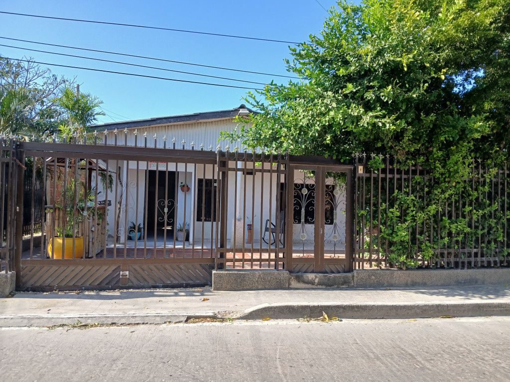 Casa en venta Atlántico Puerto Colombia Lagos Del Caujaral 129 m2 Habitaciones 5 Baños 2 Garajes 1 Precio $480000000