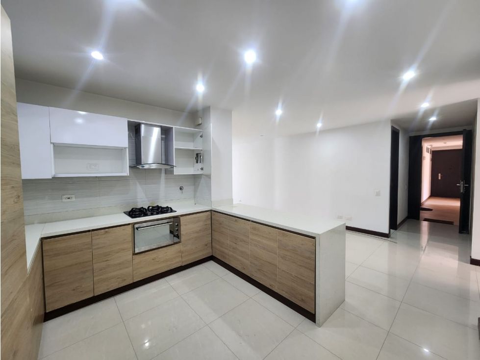Apartamento en venta Antioquia Medellín Lorena 110 m2 Habitaciones 3 Baños 4 Garajes 2 Precio $850000000