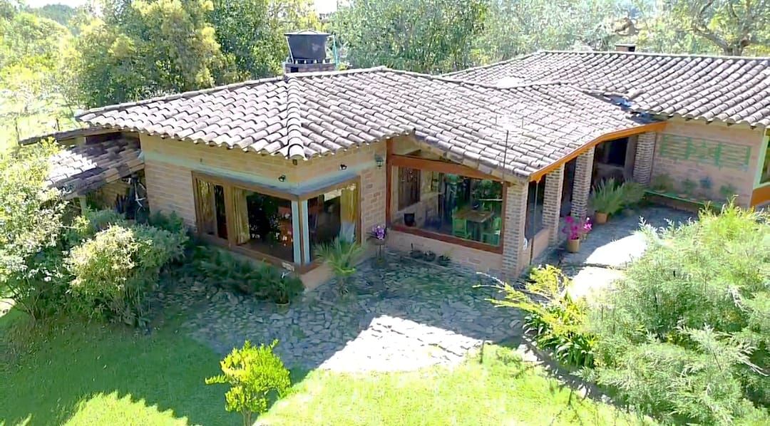Finca en venta Antioquia San Vicente San Vicente 300 m2 Habitaciones 3 Baños 3 Garajes 2 Precio $1350000000
