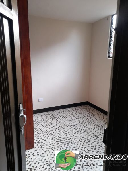 Casa en venta Antioquia Itagüí Las Mercedes 120 m2 Habitaciones 6 Baños 1 Garajes 0 Precio $530000000