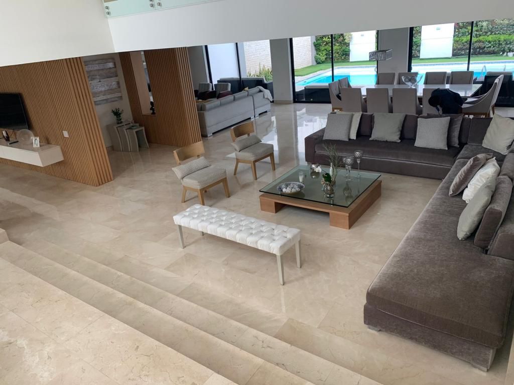 Casa en venta Atlántico Barranquilla Andalucia 579 m2 Habitaciones 4 Baños 6 Garajes 5 Precio $4000000000